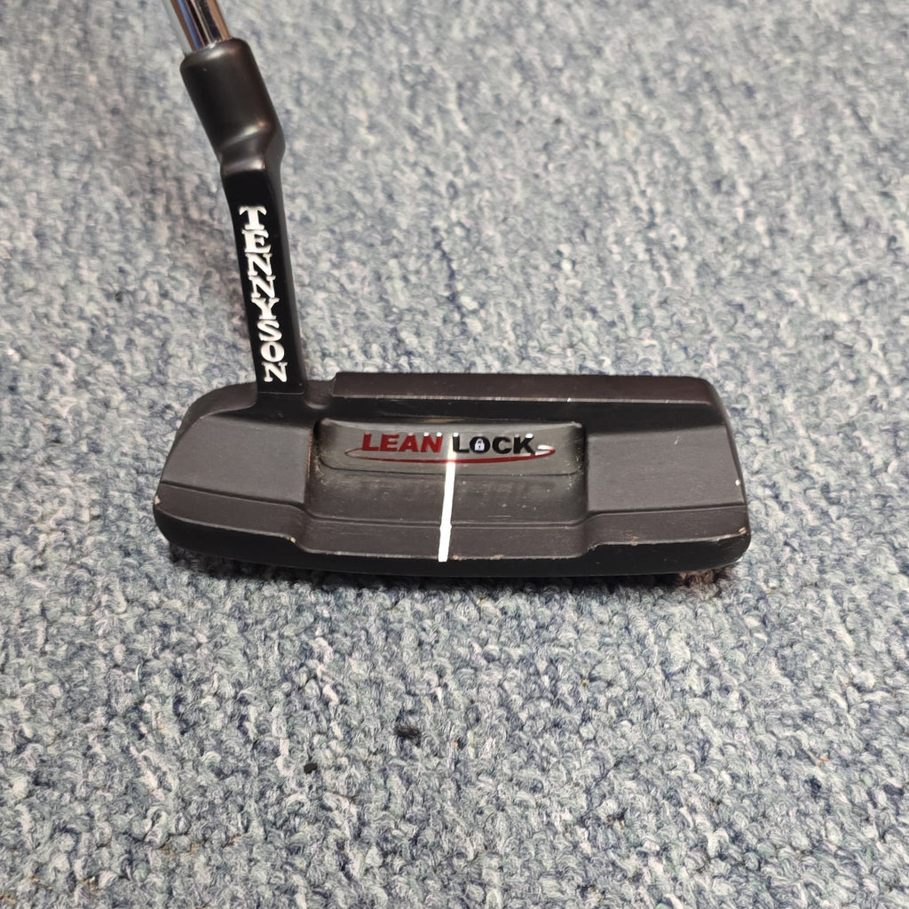 Lean Lock APA Blade Arm-Lock Putter 44" RH w/ Matching Headcover - Very Good