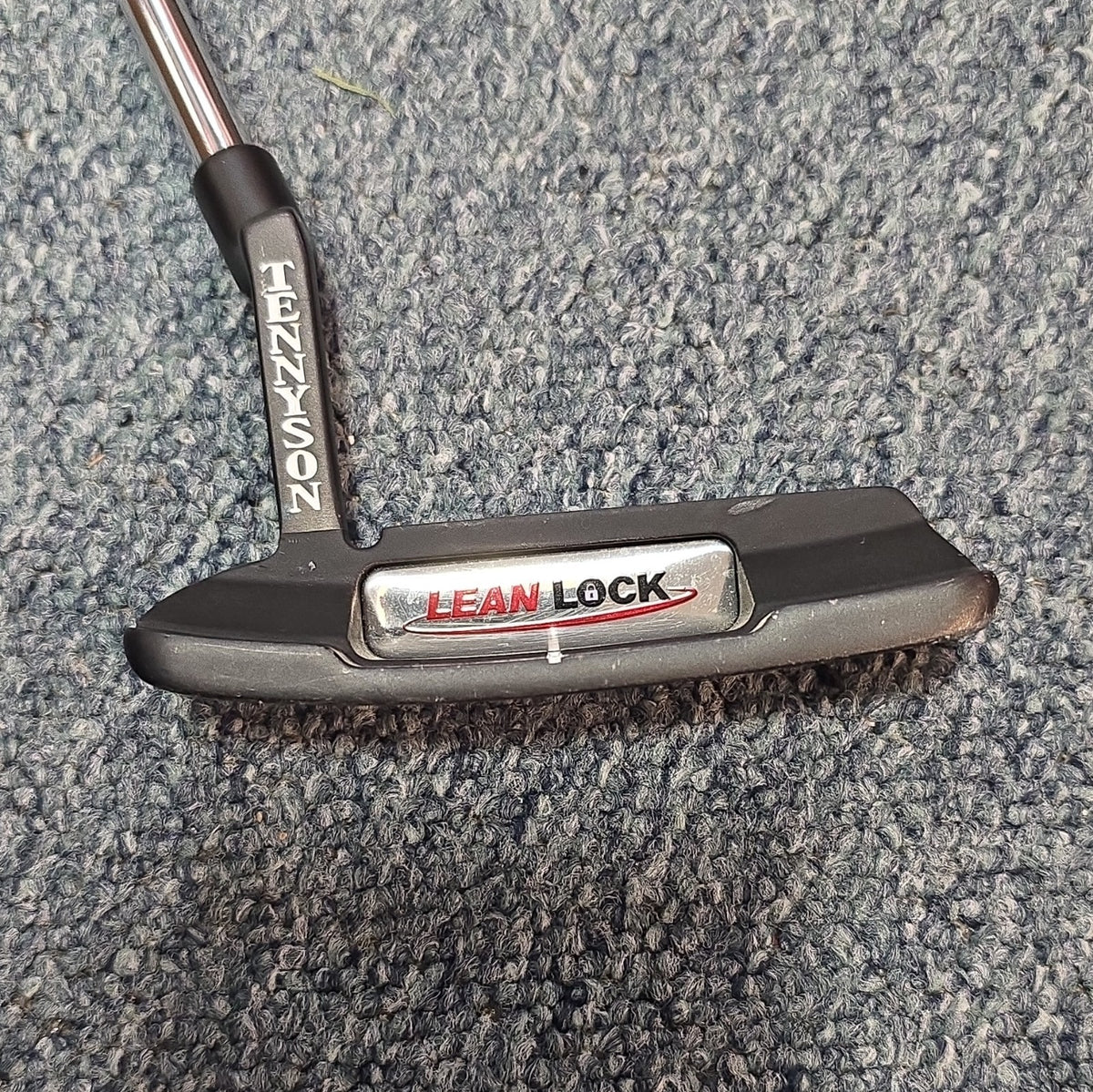 Lean Lock APA Blade Arm-Lock Putter 44" RH w/ Matching Headcover - Very Good